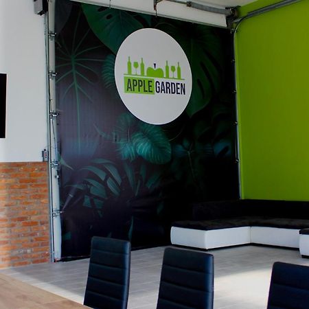 Applegarden Debrecen Exterior foto